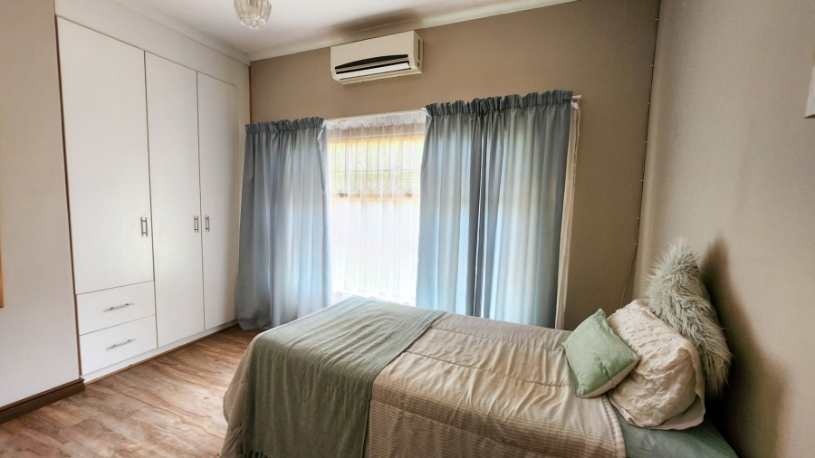 4 Bedroom Property for Sale in Wilkoppies North West